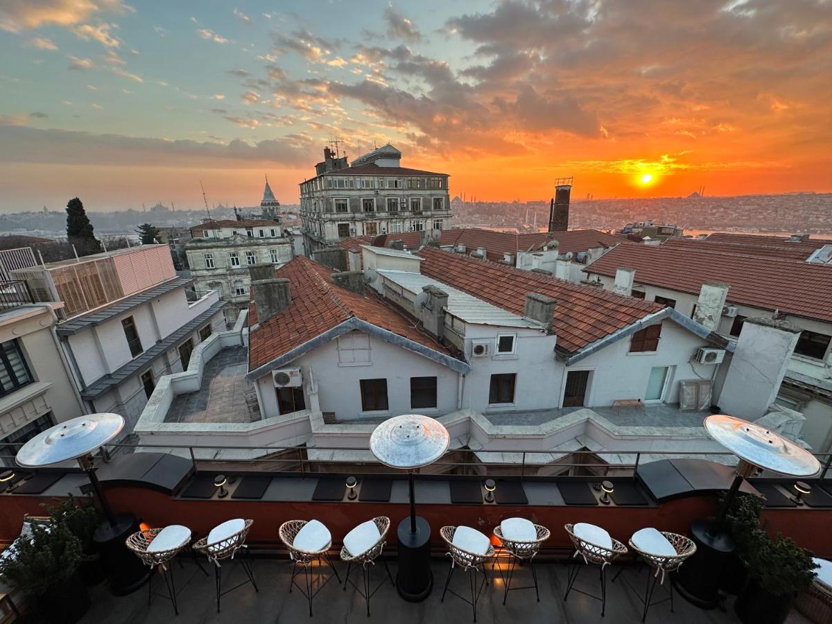 Ruz Hotels اسطنبول المظهر الخارجي الصورة Sunset at the hotel