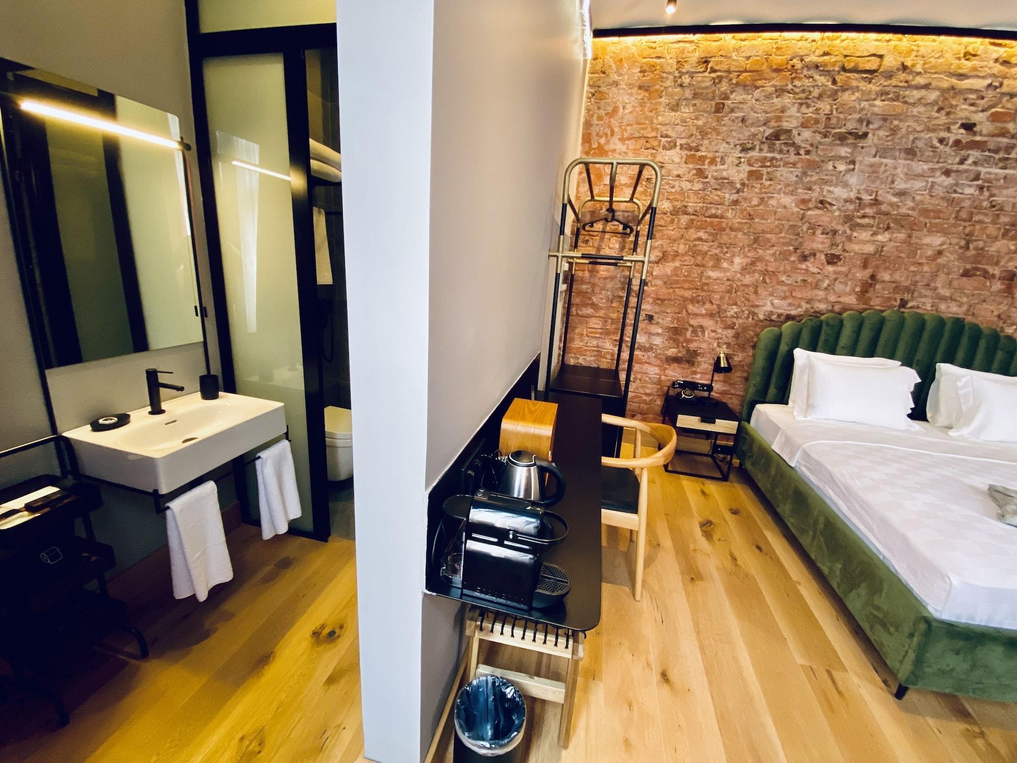 Ruz Hotels اسطنبول المظهر الخارجي الصورة A room at the hotel