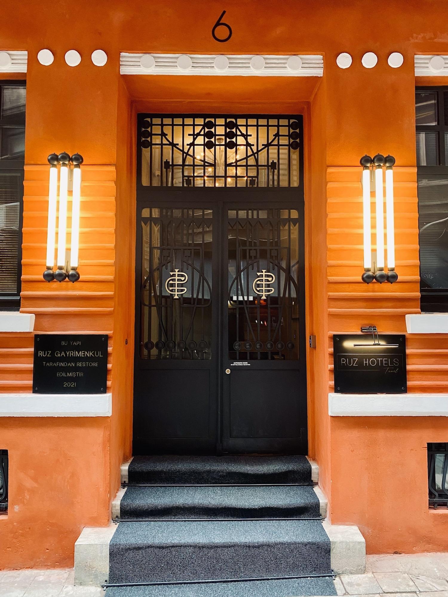 Ruz Hotels اسطنبول المظهر الخارجي الصورة Entrance to the hotel